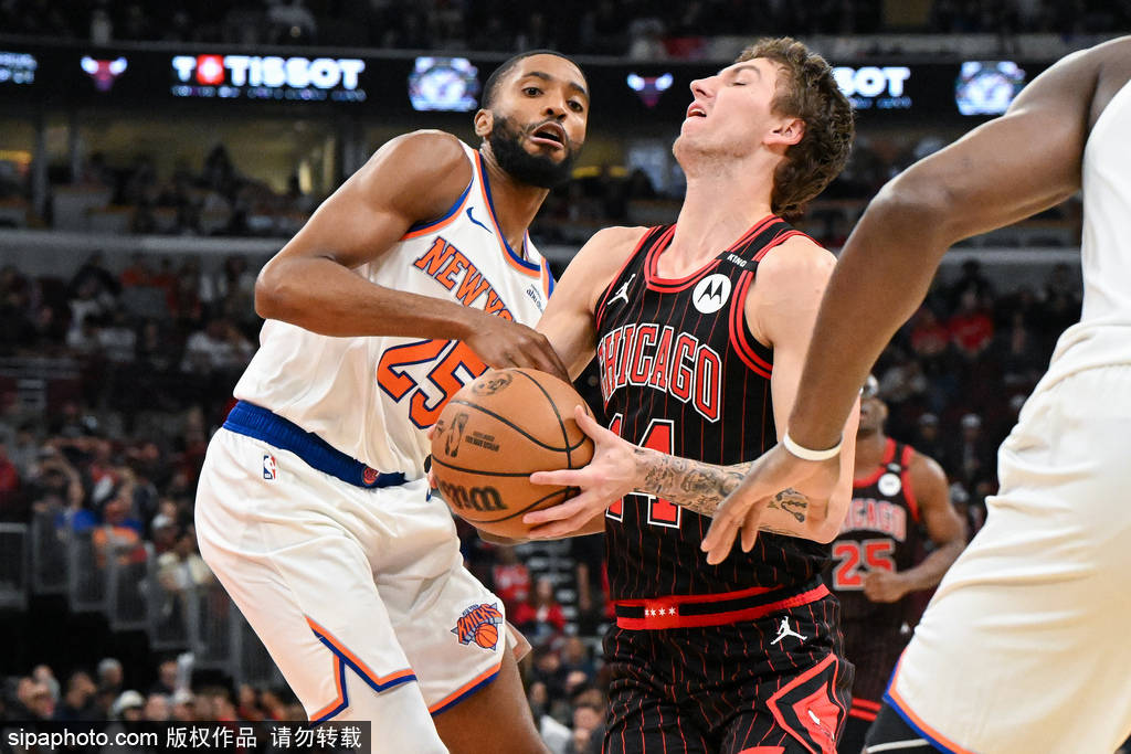 布伦森38+7鲍威尔空砍30分 尼克斯擒公牛两连胜
